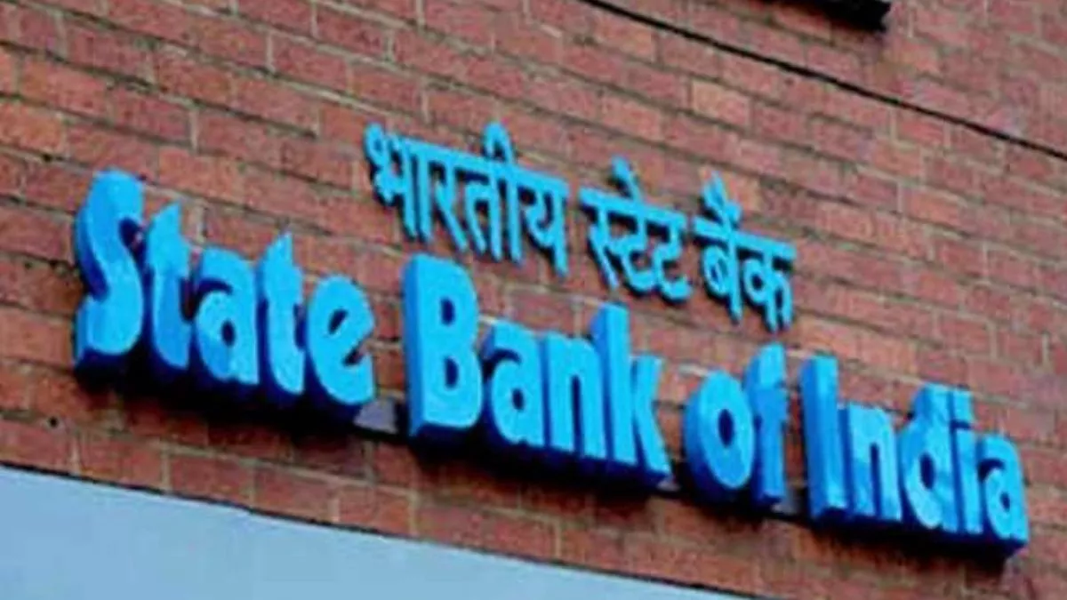 स्टेट बैंक ऑफ इंडिया (SBI) ने स्पेशलिस्ट कैडर ऑफिसर के पदों पर भर्ती निकाली है।