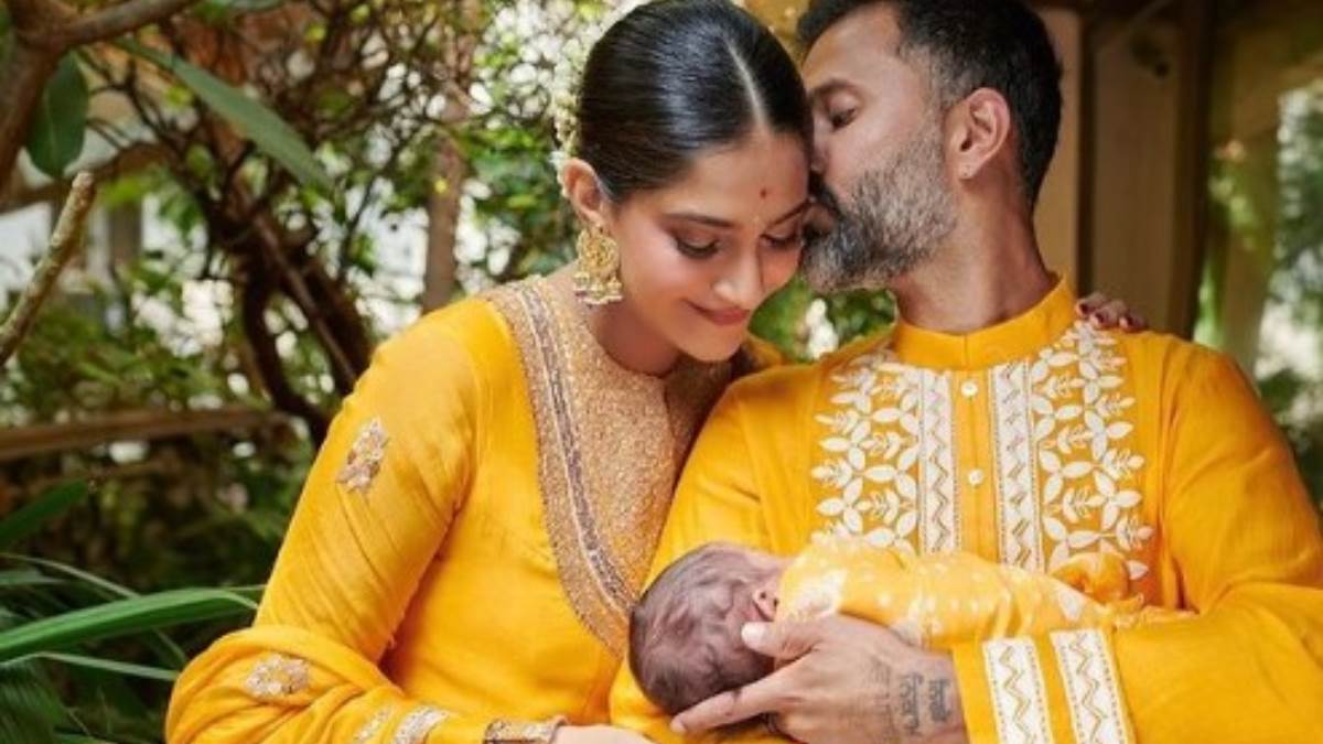 https://www.jagranimages.com/images/newimg/09122022/09_12_2022-sonam_kapoor_23250962.jpg