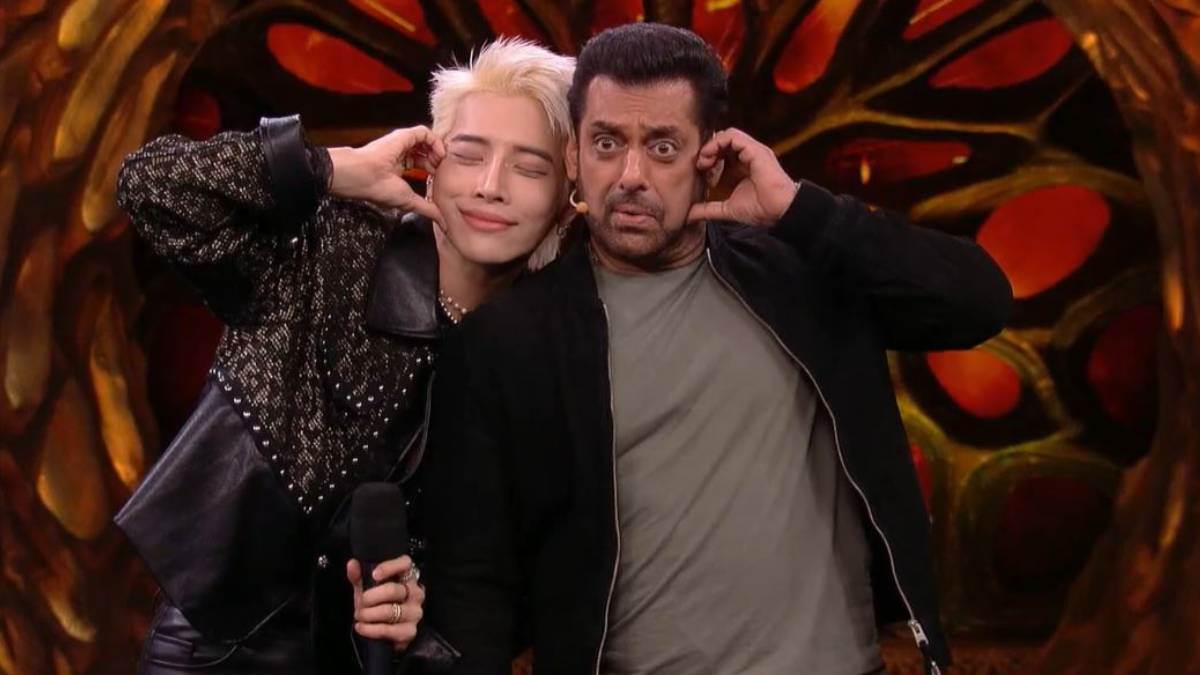 https://www.jagranimages.com/images/newimg/09122023/09_12_2023-aoora_bigg_boss_17_23600756.jpg