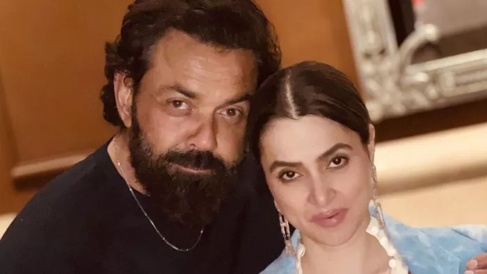 बॉबी देओल ने पत्नी को दिया कामयाबी का श्रेय। फोटो क्रेडिट- इंस्टाग्राम