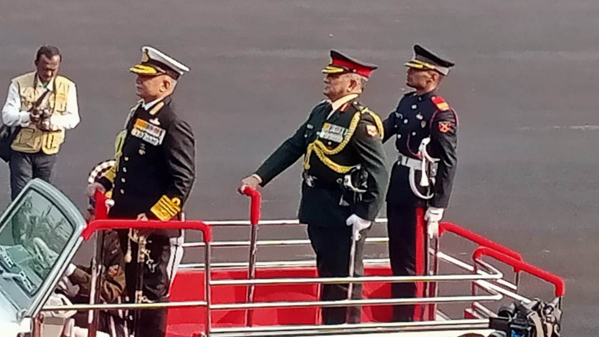https://www.jagranimages.com/images/newimg/09122023/09_12_2023-gaya_passing_out_parade_23600232.jpg