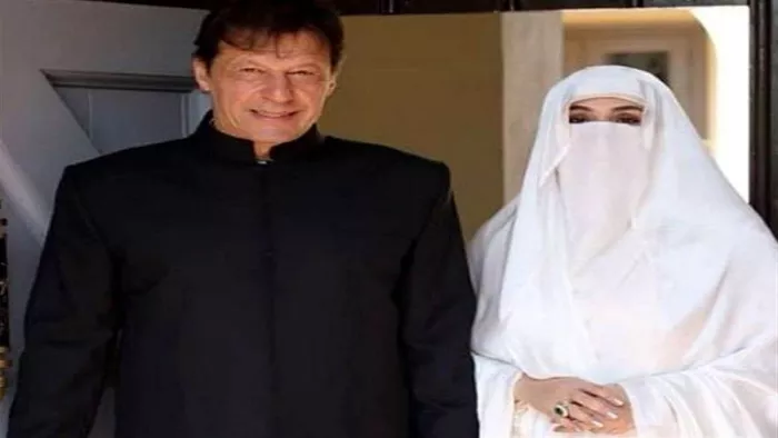 तोशाखाना केस में Imran Khan की पत्नी को जांच एजेंसी ने आभूषणों संग किया तलब (file photo)