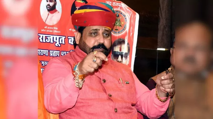 श्री राष्ट्रीय राजपूत करणी सेना के अध्यक्ष सुखदेव सिंह गोगामेड़ी की हत्या (फाइल फोटो)