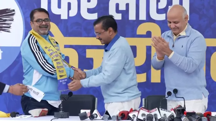 अवध ओझा हाल ही में आम आदमी पार्टी में शामिल हुए थे। फोटो- जागरण