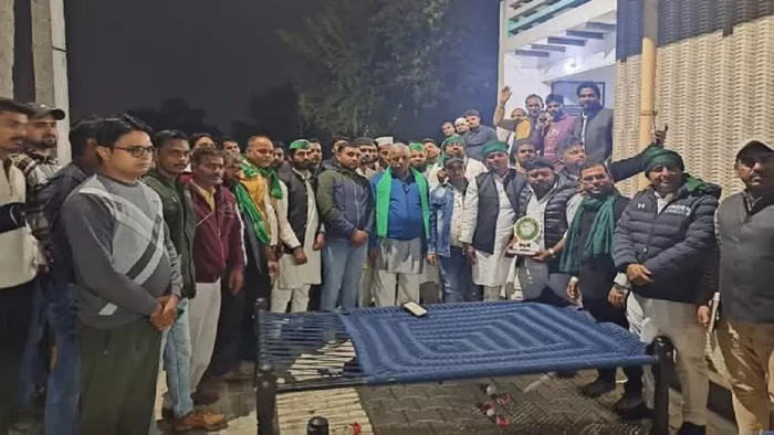 किसानों के आंदोलन को रुकवाने के लिए पुलिस खुद बैकफुट पर आ गई है। फाइल फोटो
