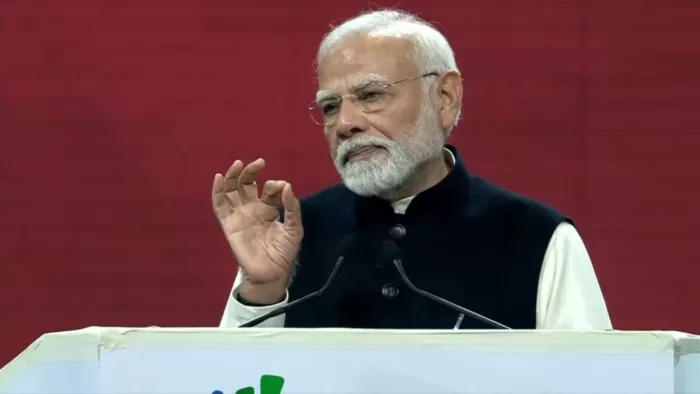 PM Modi in Rising Rajasthan Summit जयपुर समिट में बोलते हुए पीएम मोदी। (फोटो- भाजपा एक्स हैंडल)
