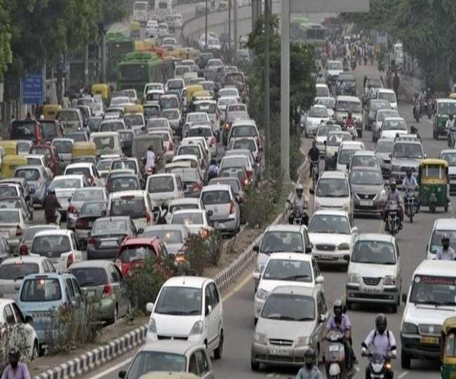 50 लाख वाहन चालकों को दिल्ली सरकार का अल्टीमेटम, सड़क पर उतारे तो जब्त होंगे
