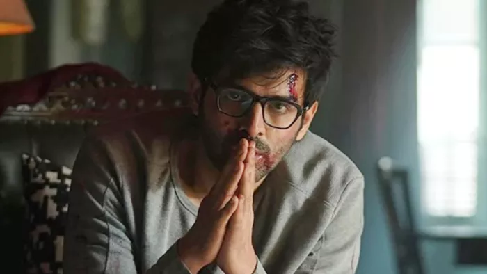 Kartik Aaryan Injury During Upcoming Movie Shehzada Shooting Photos Goes Viral On Internet. Photo Credit/Instagram