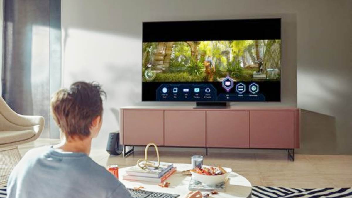 61% तक के बंपर डिस्काउंट पर खरीदें 65 Inch QLED TV, अमेज़न सेल का Television पर बंपर ऑफर सुन मची लुट