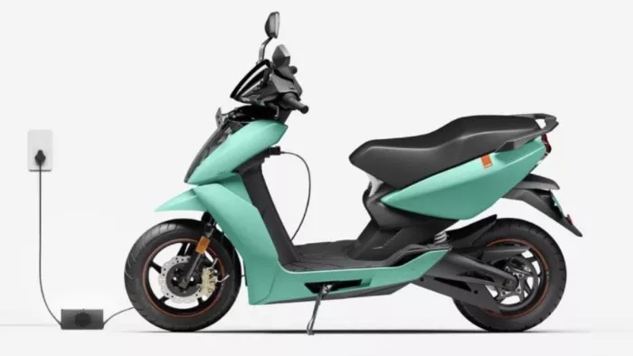 Ather 450S के दामों में कटौती की गई है।