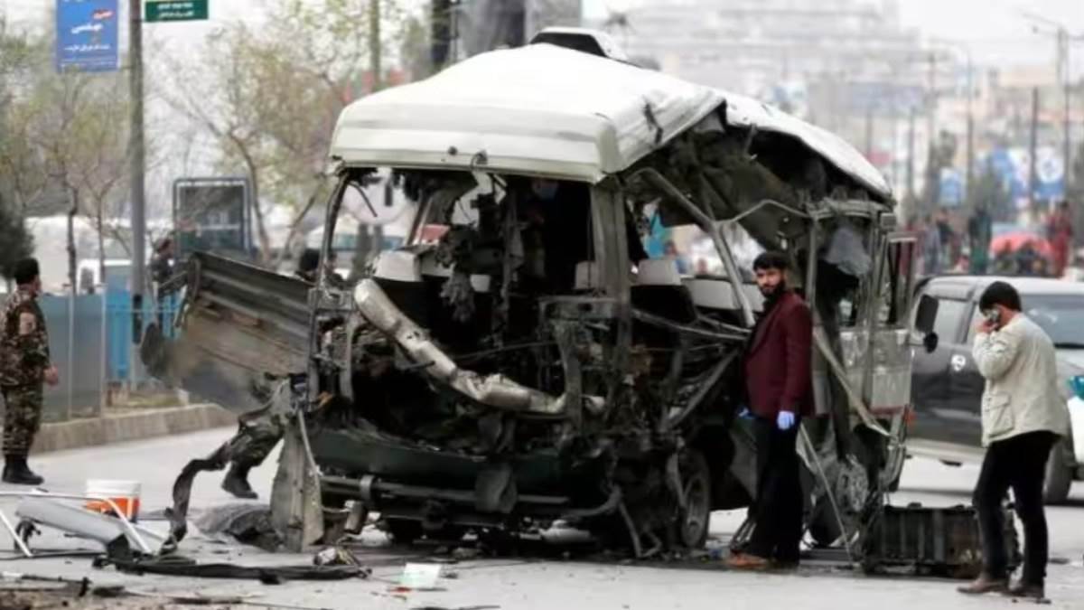 https://www.jagranimages.com/images/newimg/10012024/10_01_2024-kabul_attack_23625846.jpg
