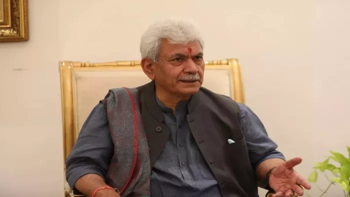 सीमा सुरक्षा बल के महानिदेशक ने की राजभवन में उपराज्यपाल मनोज सिन्हा से मुलाकात की