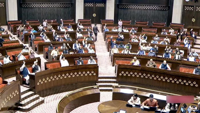 लोकसभा की विशेषाधिकार समिति ने झारखंड के आला अफसरों को किया तलब, ये है पूरा मामला