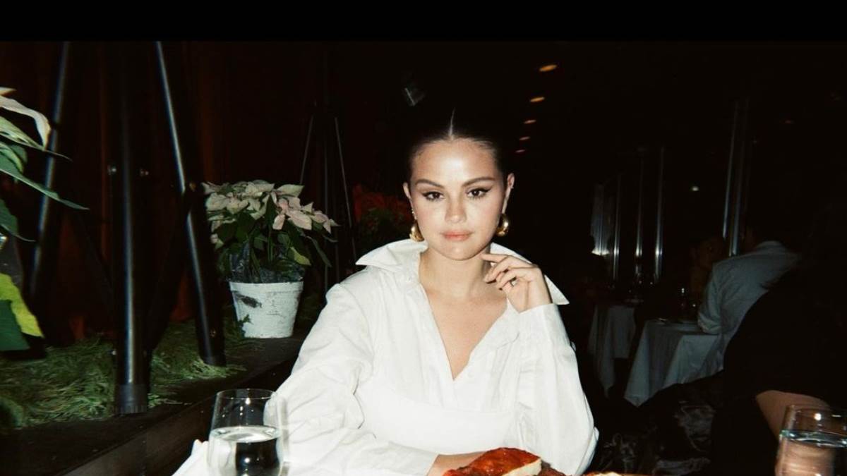 https://www.jagranimages.com/images/newimg/10012024/10_01_2024-selena_gomez_break_social_media_23626221.jpg