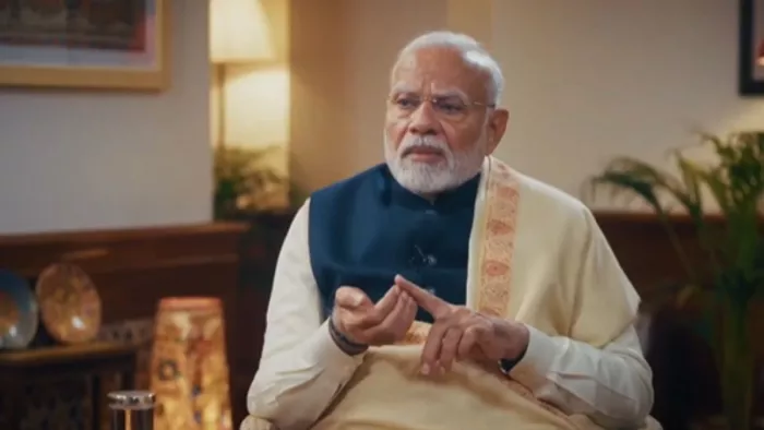 पीएम नरेंद्र मोदी ने जीरोधा कंपनी के सह-संस्थापक निखिल कामथ से बातचीत की।(फोटो सोर्स: सोशल मीडिया)