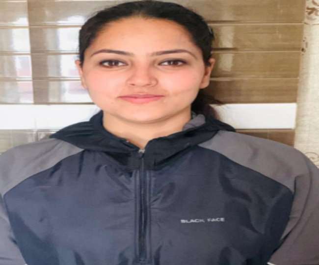 त्रिकुटा वॉलीबॉल क्लब से खेल के करियर की शुरुआत करने वाली भावना गाडीगढ़ की रहने वाली हैं।