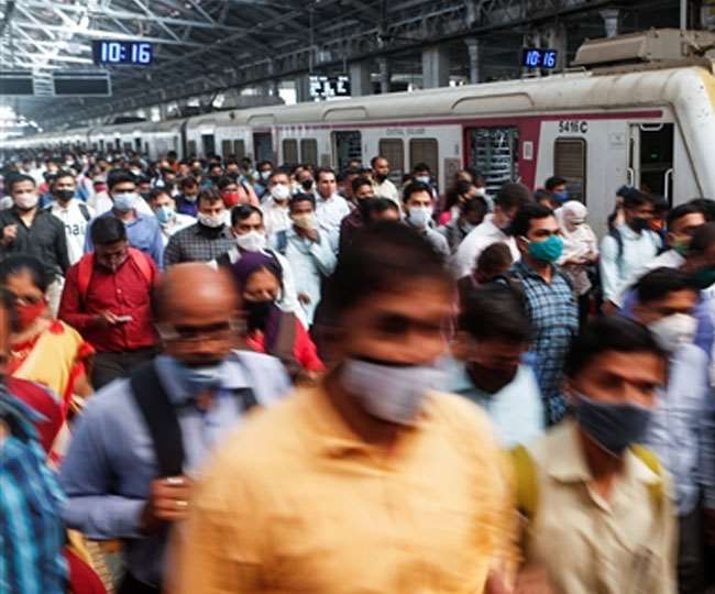 भारत में कोरोना महामारी के हालात में सुधार। (फोटो: रायटर)