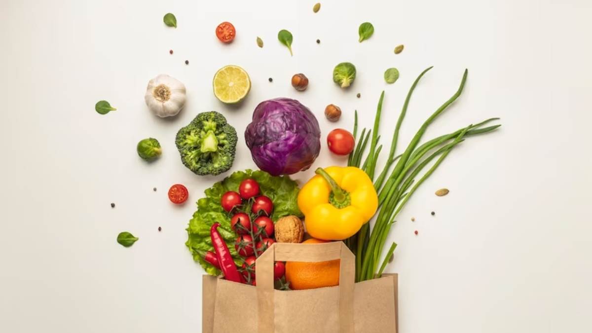 https://www.jagranimages.com/images/newimg/10022023/10_02_2023-vegetarian_vs_vegan_23324775.jpg