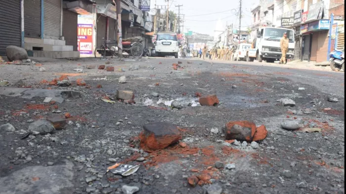 Haldwani Violence: हल्द्वानी में आज कर्फ्यू से राहत की उम्मीद, हिंसा के बाद सात जोन में बंटा शहर; मजिस्ट्रेट तैनात