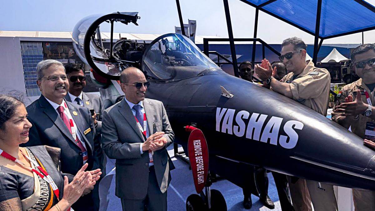 https://www.jagranimages.com/images/newimg/10022025/10_02_2025-_aero_india_2025_23882249.jpg