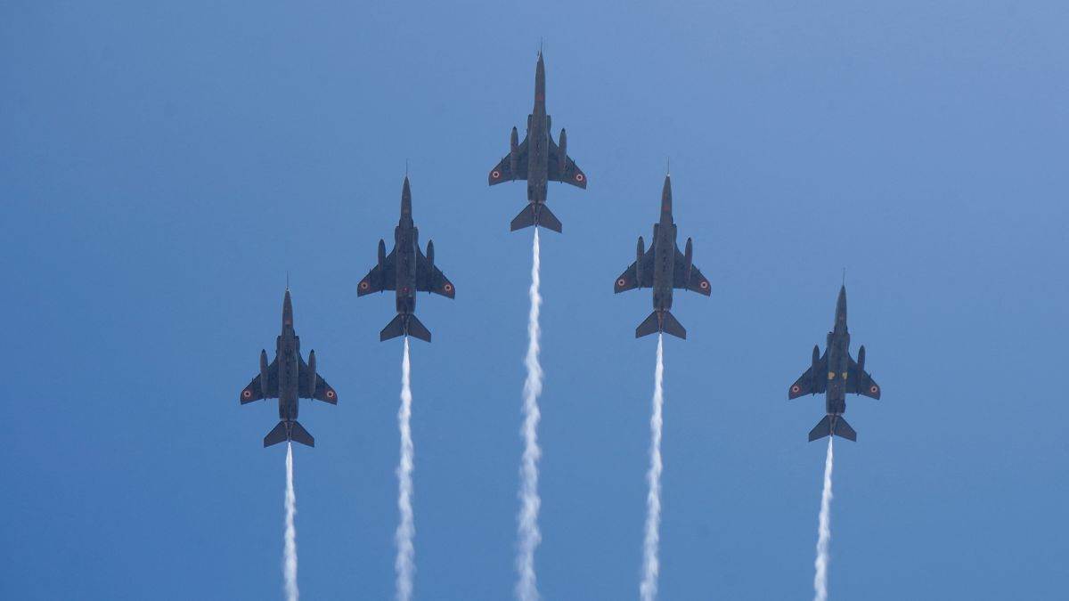 https://www.jagranimages.com/images/newimg/10022025/10_02_2025-aero_india_2025_23882125.jpg