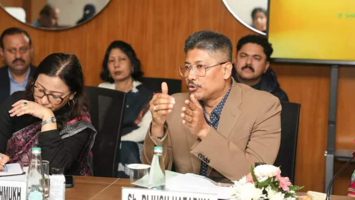 मंत्री हजारिका ने केंद्रीय मंत्री डॉ कुमार से भी मुलाकात की।
