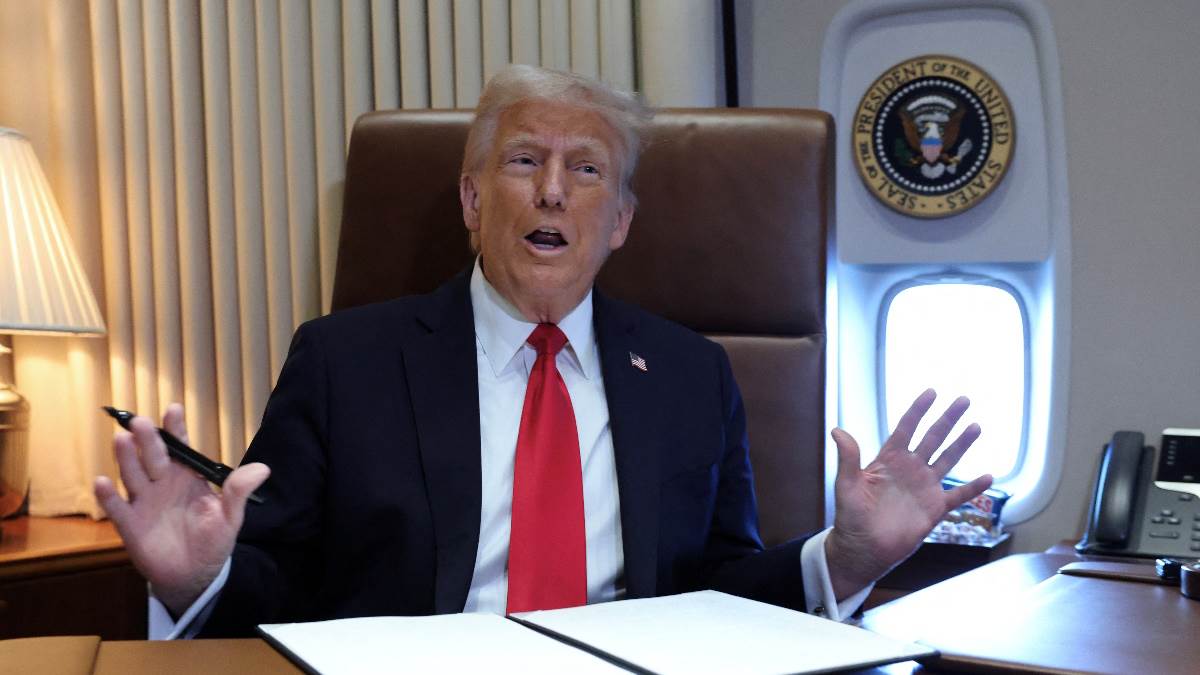 https://www.jagranimages.com/images/newimg/10022025/10_02_2025-donald_trump_news_23881729.jpg