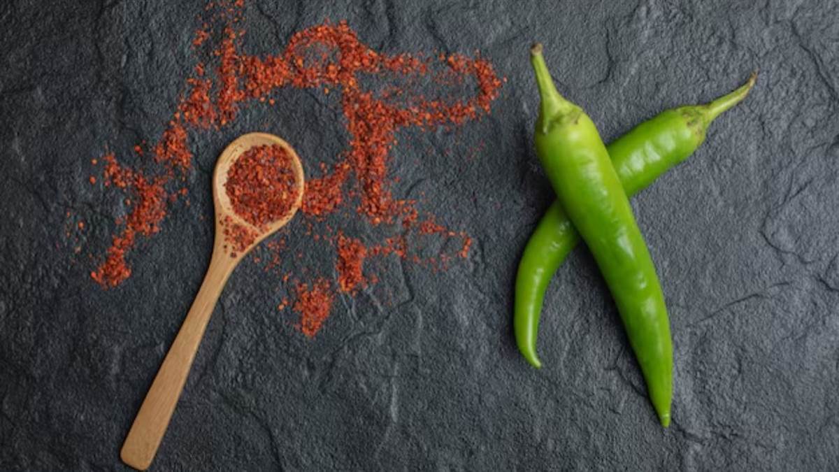 https://www.jagranimages.com/images/newimg/10022025/10_02_2025-green_chilli_23881782.jpg