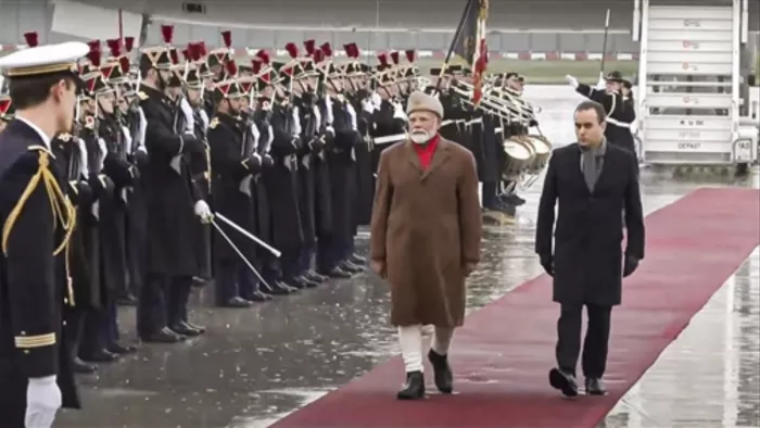 दो दिवसीय दौरे पर फ्रांस पहुंचे हैं पीएम (फोटो: पीटीआई)