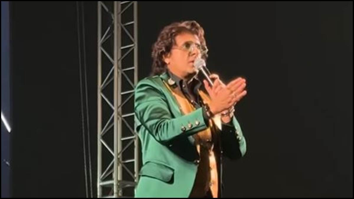 sonu nigam angry on crowd during kolkata concert for interruption watch video