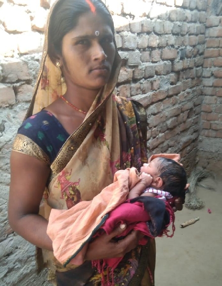 बोकया में लावारिस मिला नवजात शिशु ,अस्पताल में भर्ती