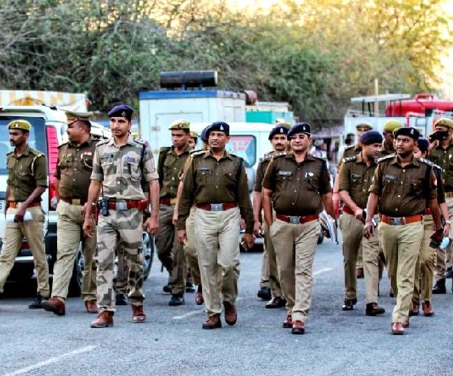चुनाव में लगे अधिकारियों को पूरी पारदर्शिता से काम करने का कड़ा निर्देश