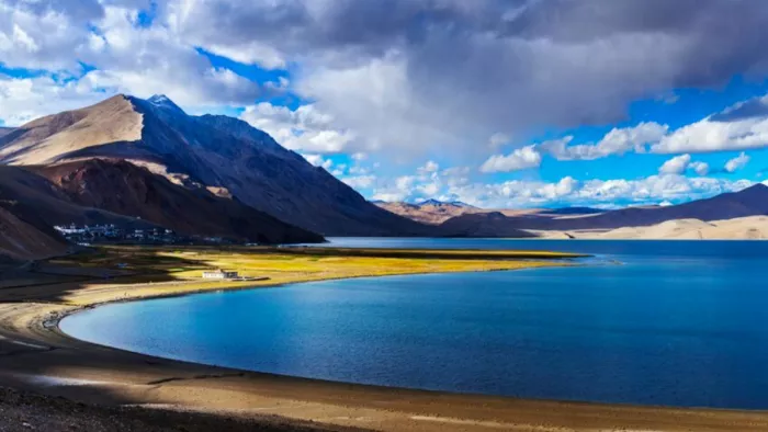 Summer Honeymoon Destinations: इंडिया की ये जगहें हनीमून के लिए बेस्ट