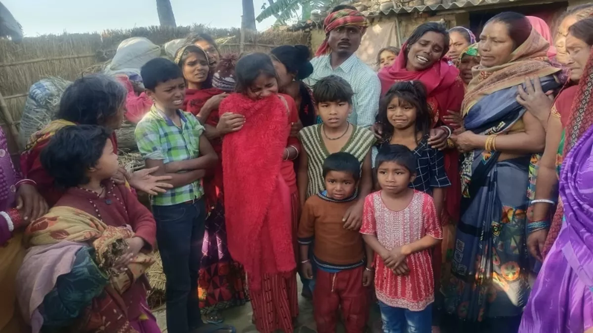 Saran News: तेज रफ्तार ट्रक का चक्का खुल महिला से टकराया, मौके पर ही हुई मौत, परिवार में मची चीख पुकार
