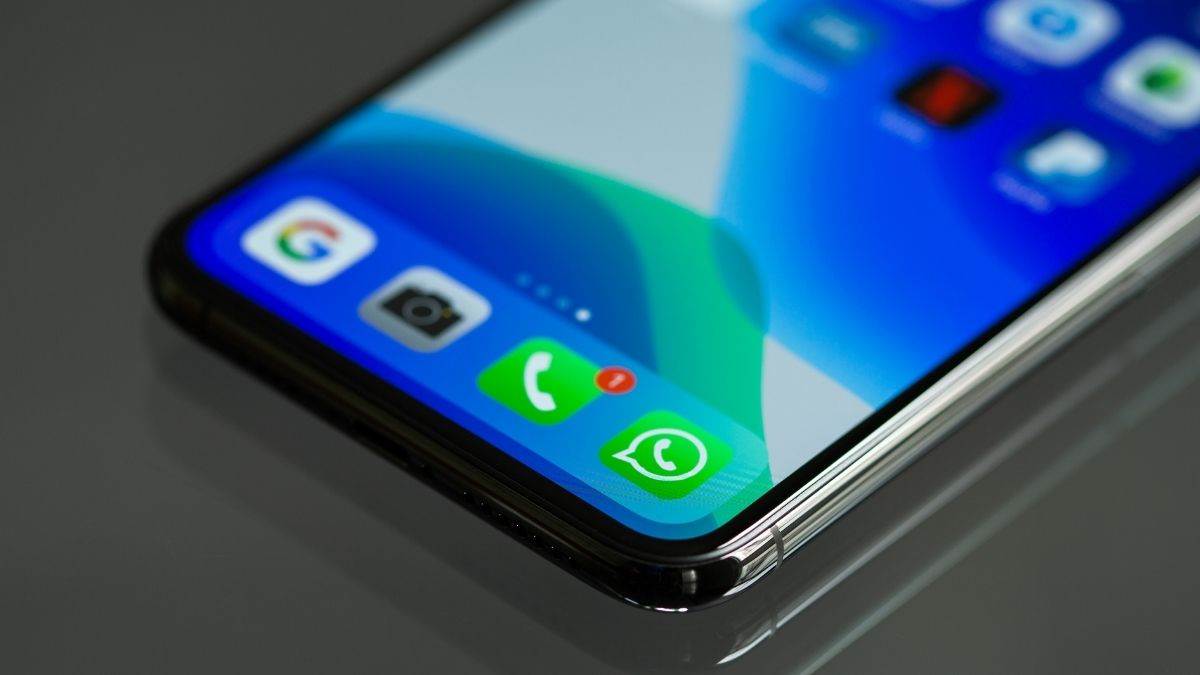 https://www.jagranimages.com/images/newimg/10032024/10_03_2024-whatsapp_tricks_23671268.jpg
