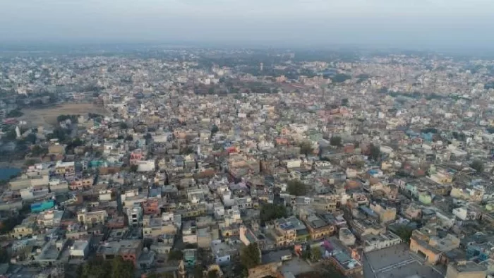 लाल डोरे में रहने वाले भी बनवा सकेंगे पक्का घर (File Photo)