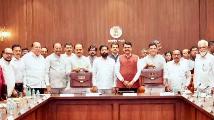 बजट में महाराष्ट्र सरकार ने किए कई एलान। ( फोटो- @CMOMaharashtra)