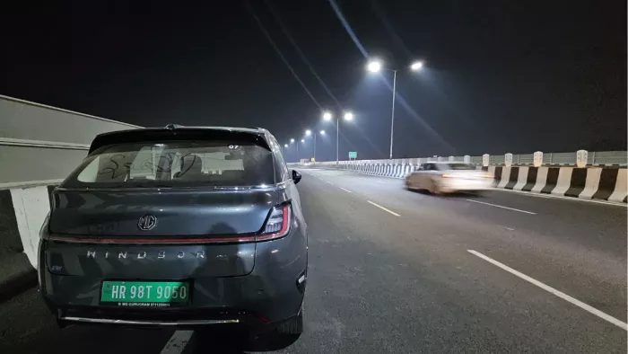 February 2025 के दौरान कितनी Electric Cars की बिक्री हुई है।
