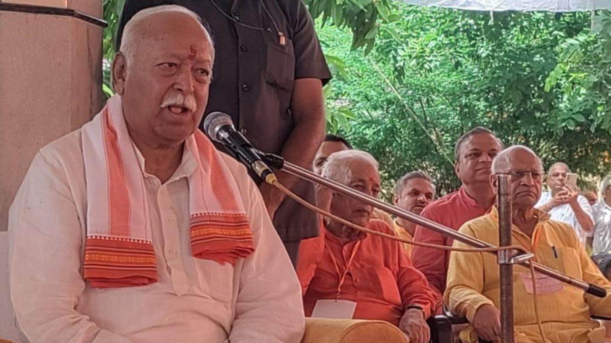 https://www.jagranimages.com/images/newimg/10032025/10_03_2025-mohan_bhagwat_rss_23897894.jpg