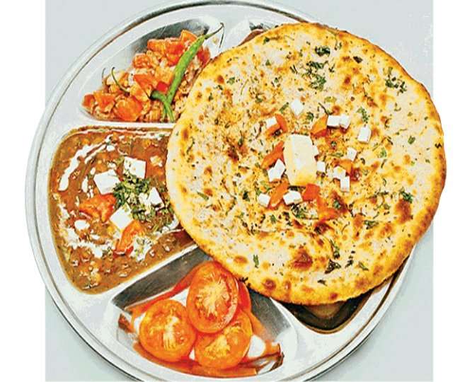 एक बार इस अमृतसरी कुल्चे का स्वाद लेकर देखें। इसे खाने के बाद सारे स्वाद भूल जाएंगे। ’ जागरण