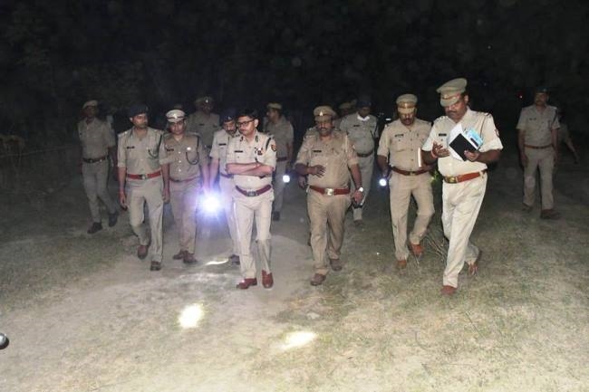 bomb chr39 chr39 s ammunition will be tested in agra chr39 chr39 s lab unidentified sued