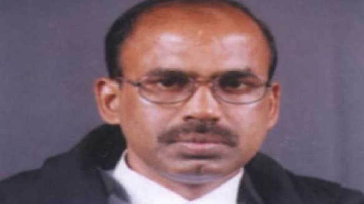 https://www.jagranimages.com/images/newimg/10042023/10_04_2023-justice_l_narasimha_reddy_23381152.jpg