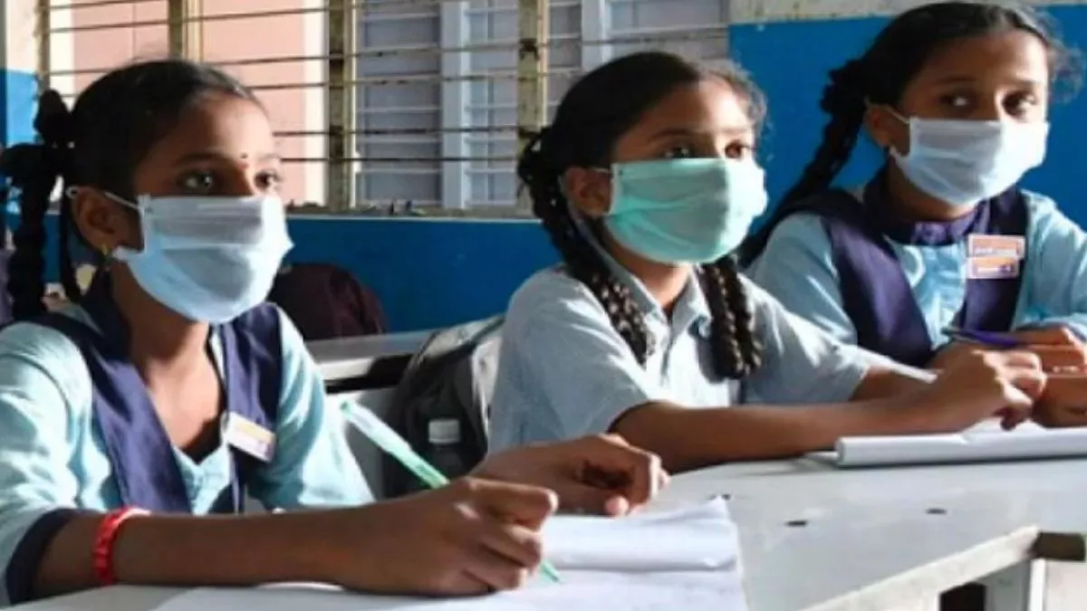Coronavirus Updates: उत्‍तराखंड में कोरोना से बढ़ी अभिभावकों की चिंता, जल्‍द एडवाइजरी लागू कर सकते हैं स्‍कूल