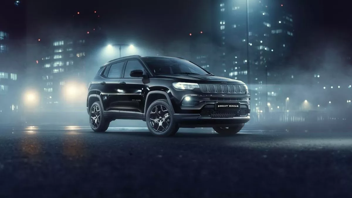 Jeep Compass का Night Eagle Edition हुआ लॉन्‍च, जानें कैसी हैं खूबियां और कीमत