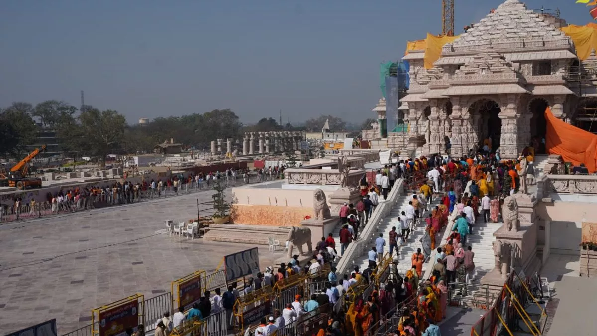 Ayodhya Ram Mandir: रामनाम से कट रहीं विपन्नता की बेड़ियां, आध्यात्मिक नगरी अब बन रही रोजगार के सृजन का केंद्र