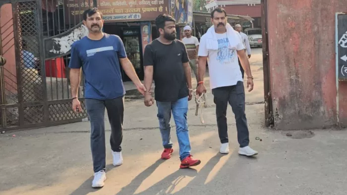 अंतरराष्ट्रीय साइबर गैंग से जुड़ा था आरोपित