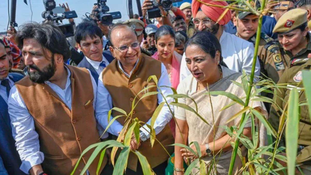 ncr all big drains will be cleaned before monsoon chief minister rekha gupta