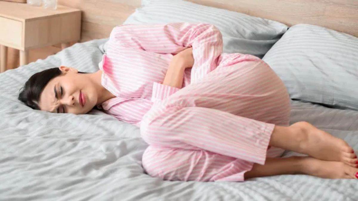 us woman experiences periods for over 1000 days doctors baffled by bizarre condition