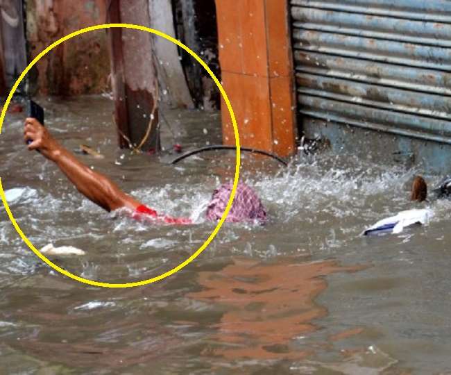 नाला व सड़क निर्माणकार्य की धीमी गति से बढ़ रही परेशानी। Photo-jagran