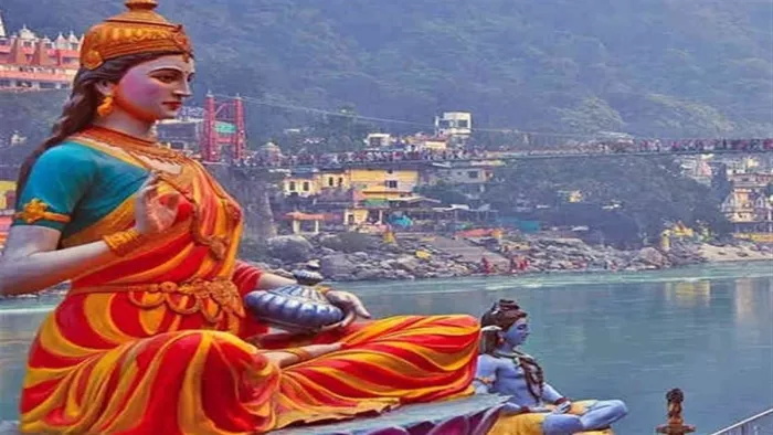 Ganga Dussehra 2023: पाना चाहते हैं सुख और समृद्धि, तो आज पूजा के समय जरूर करें ये स्तुति